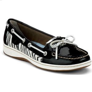 🦓 Sperry’s with zebra sequins 🦓